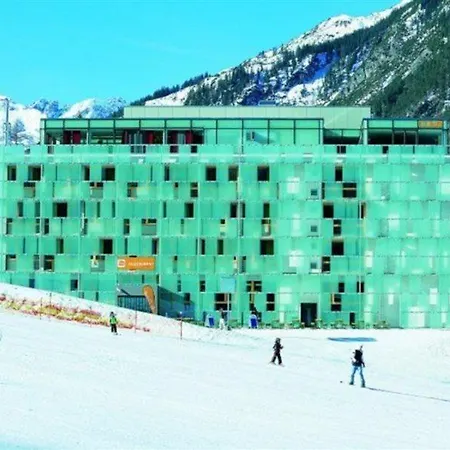 Hotel Cube Lermoos 3*